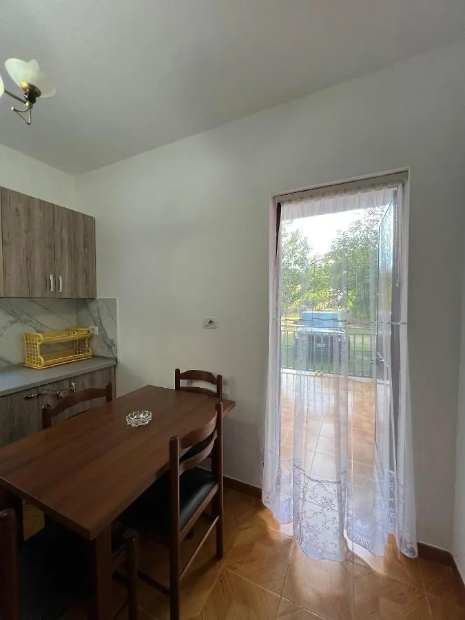 Apartment Kune, Shengjin 2